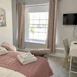Seaclyffe Hotel Ltd